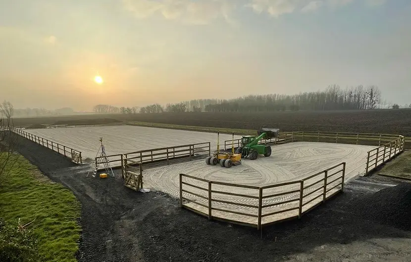 Construction d'une piste équestre